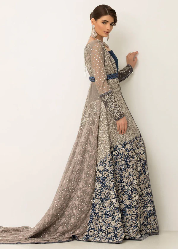 Embellished Net and Silk Traditional Ensemble - Image 3