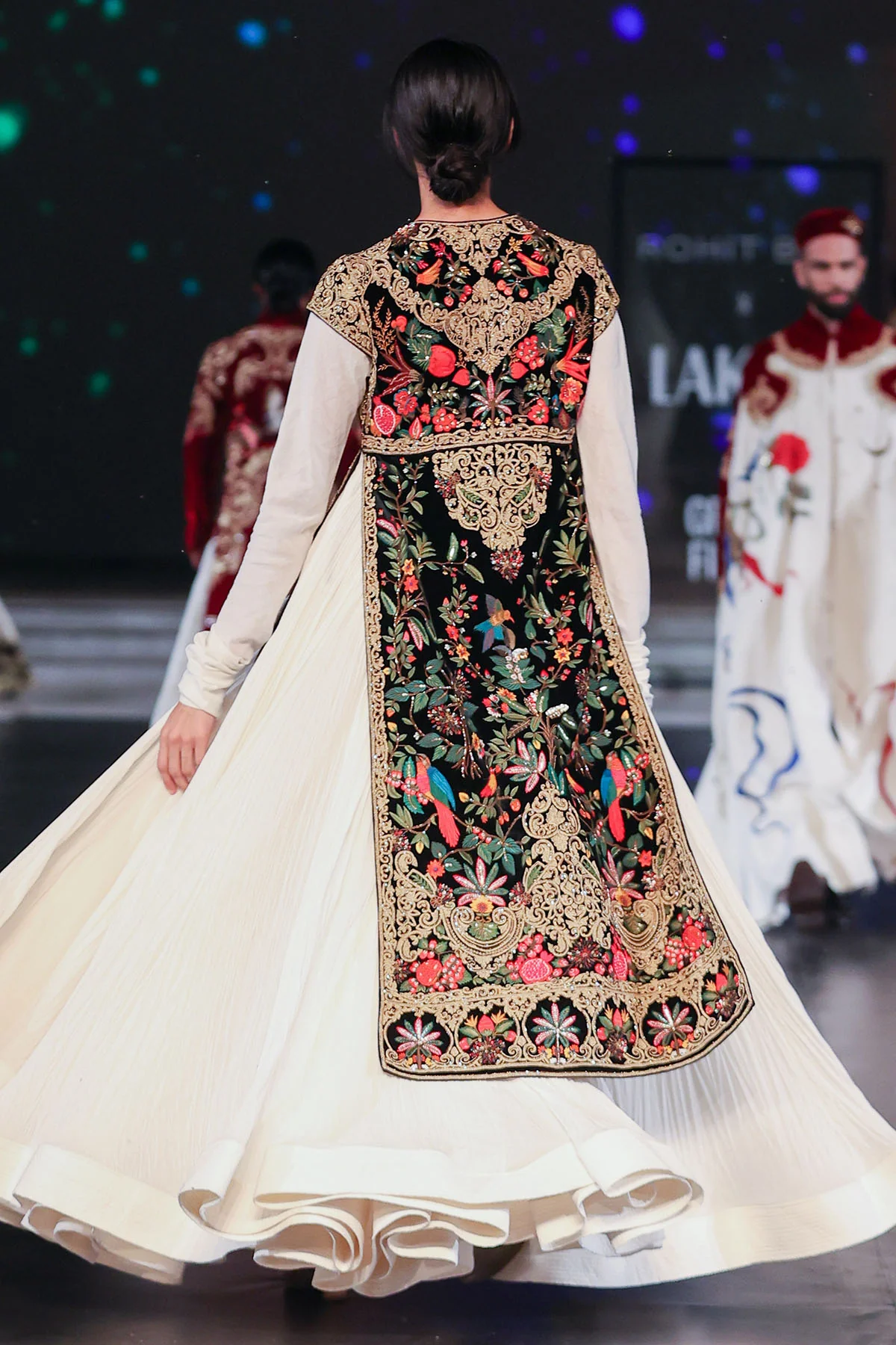 Ivory and Black Velvet–Chanderi Anarkali Set - Image 5