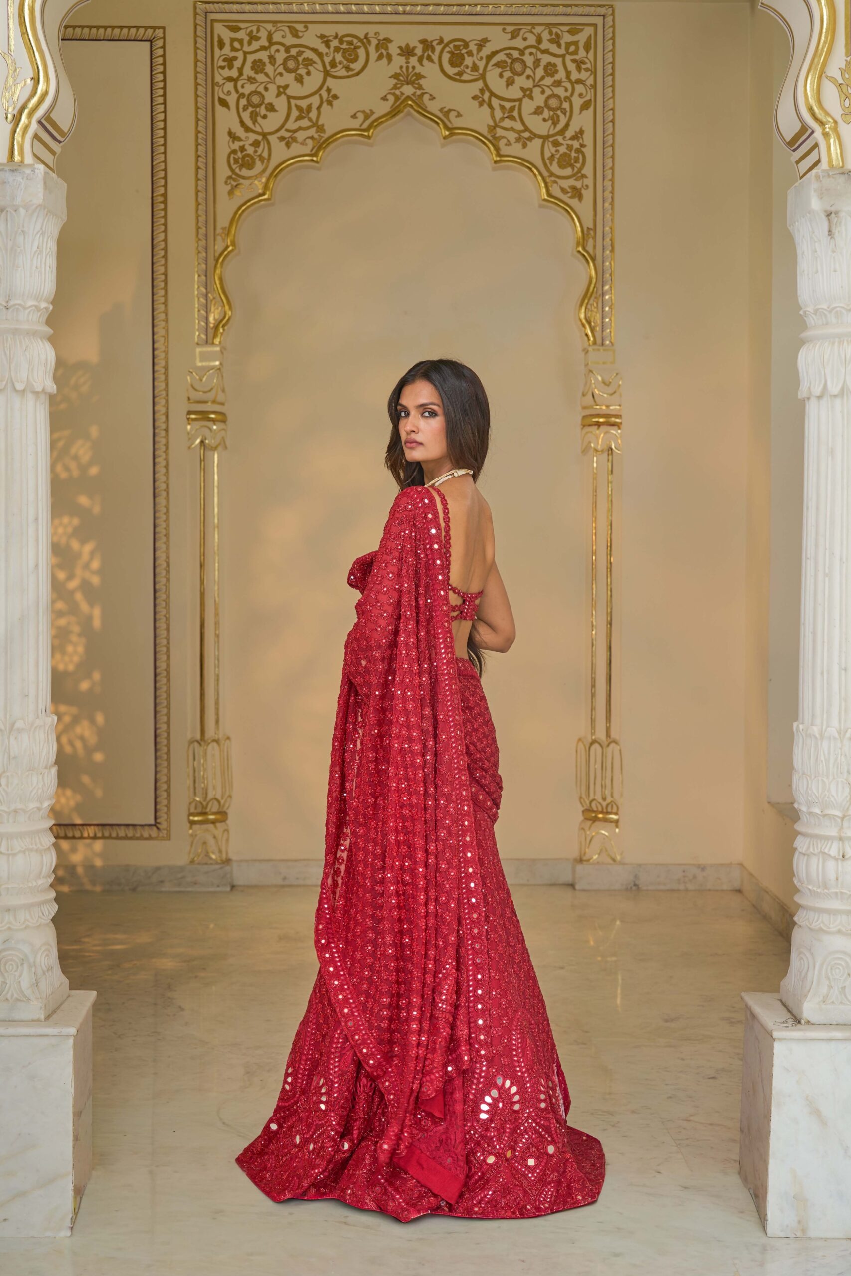 Crimson Radiance Bridal Saree Ensemble - Image 3